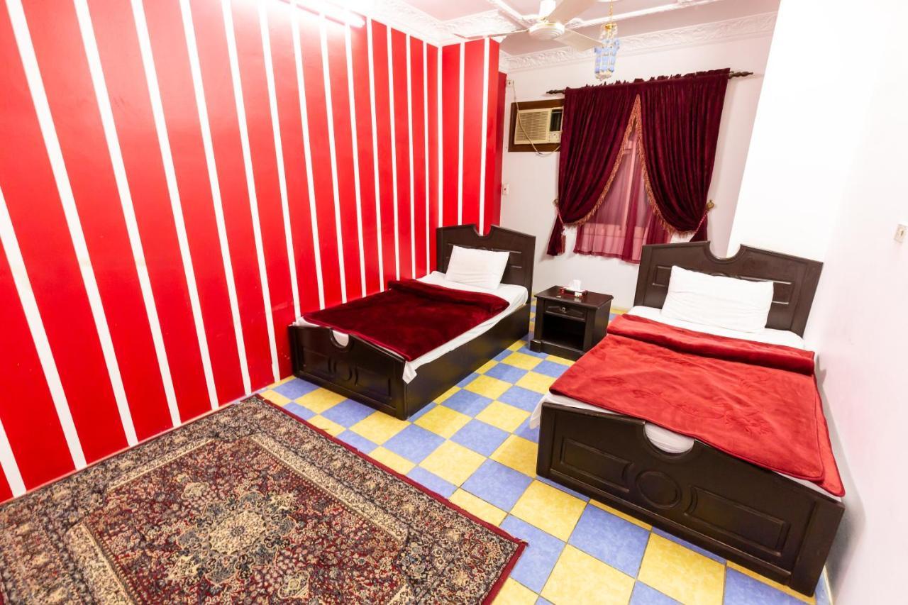 Al Eairy Furnished Apartments - Al Bahah 3 Exterior photo