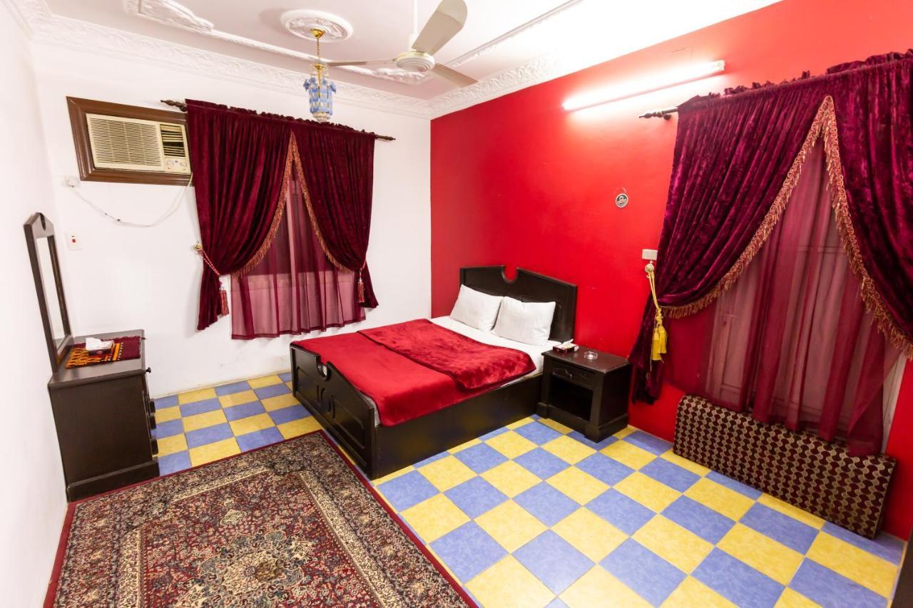 Al Eairy Furnished Apartments - Al Bahah 3 Exterior photo