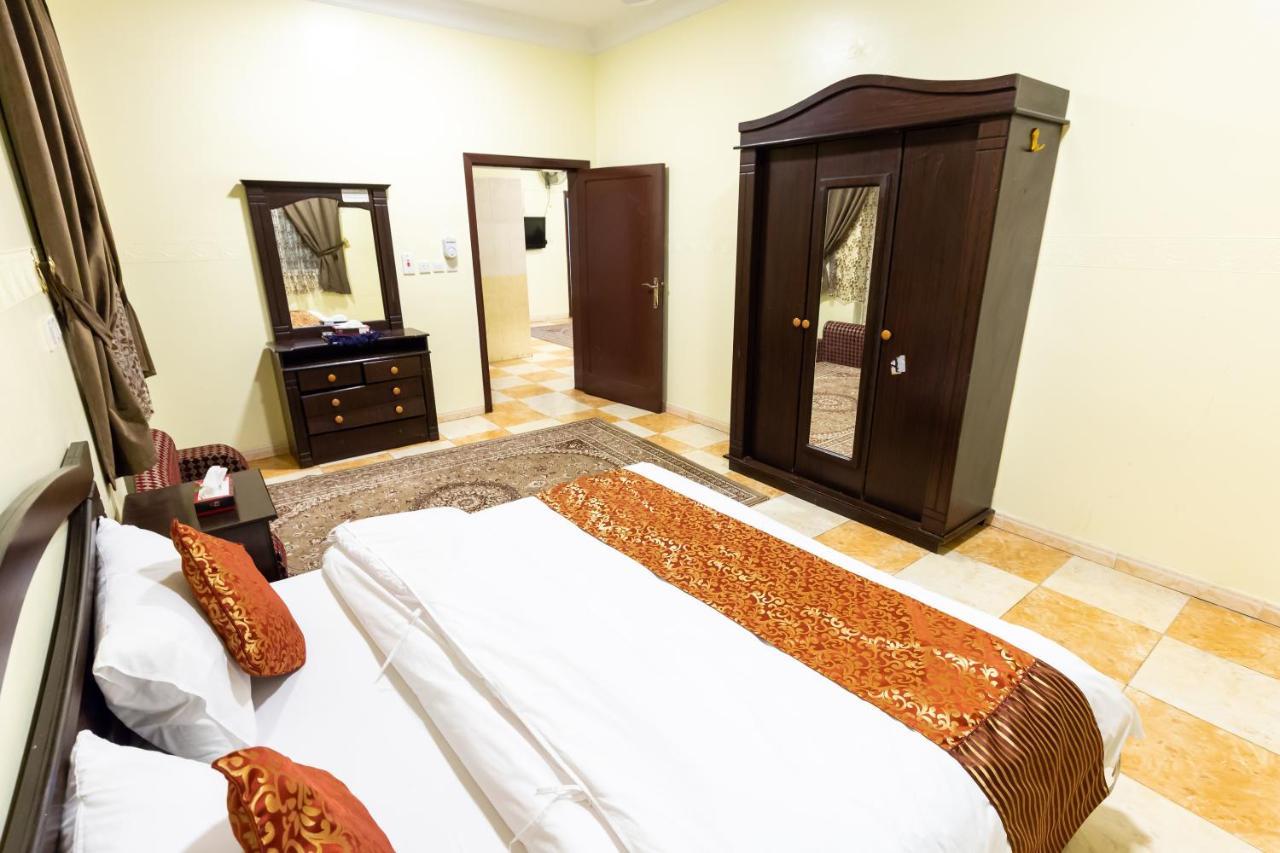 Al Eairy Furnished Apartments - Al Bahah 3 Exterior photo