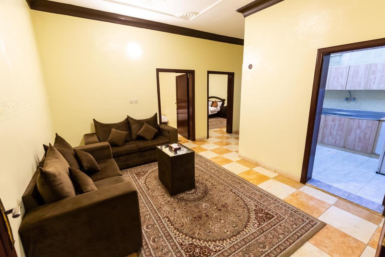 Al Eairy Furnished Apartments - Al Bahah 3 Exterior photo